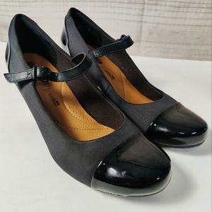Clarks Brynn Posey Leather Mary Jane Shoes